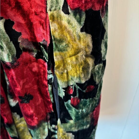 NWT Free People Luna Velvet Floral Romper Pop Red Green Combo - Picture 5 of 8